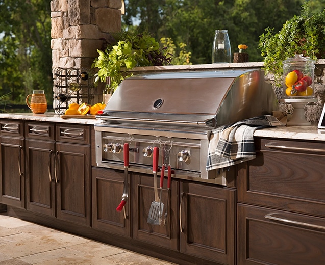 Trex Outdoor Kitchens traditional cabinets