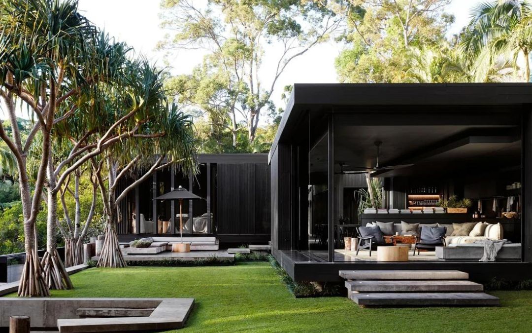 australian inspired backyard living space idea