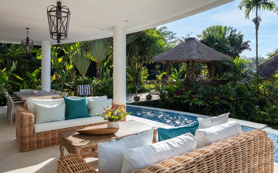 balinese inspired backyard living space