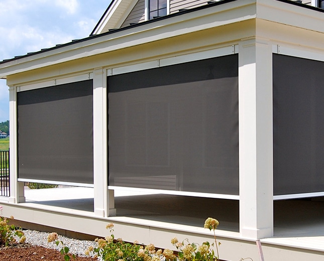 retractable screen on outdoor structure
