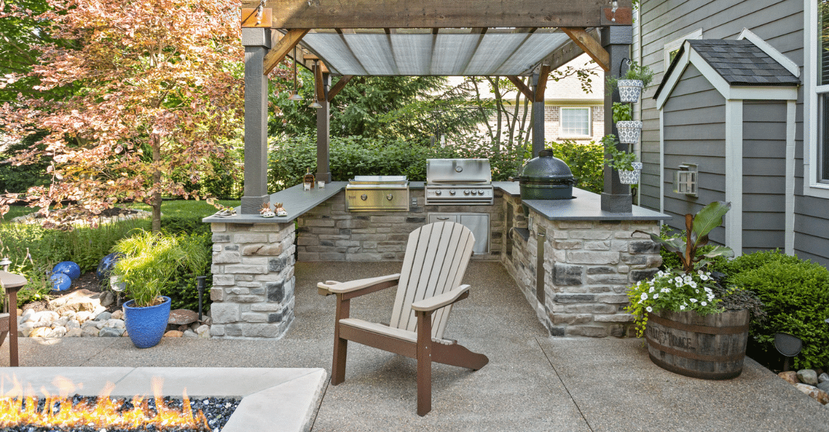 Outdoor kitchen with stone materials
