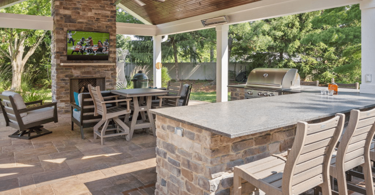 Outdoor kitchen and dining space
