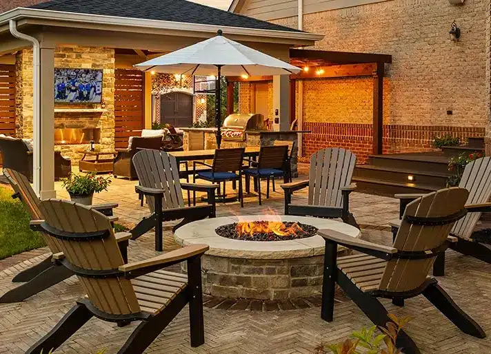 outdoor fire pit with seating